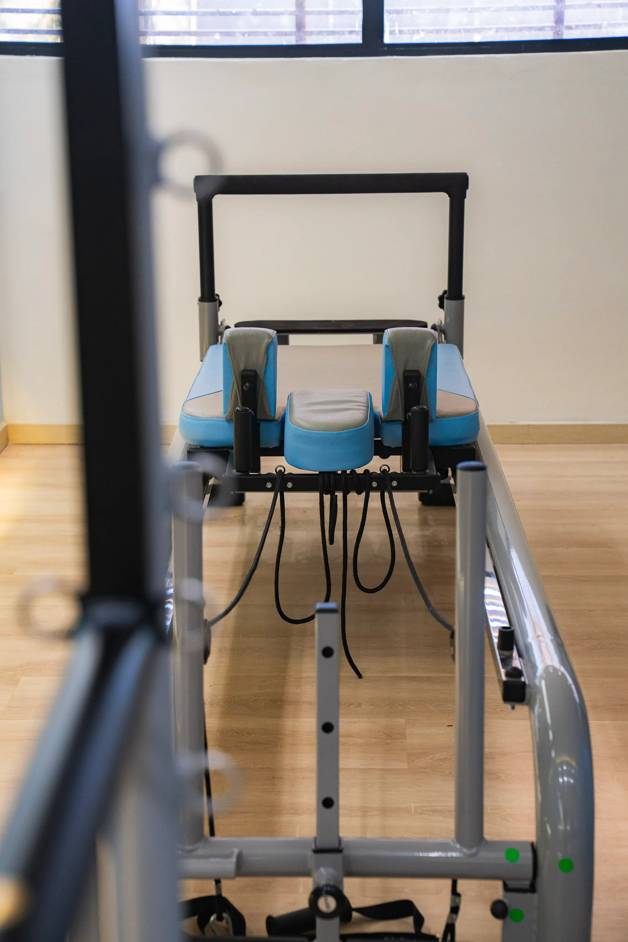Equipamento de fisioterapia e pilates no estúdio da Flow, no Sudoeste